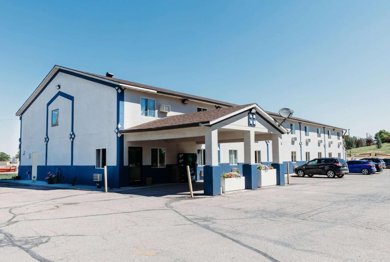 Travelodge By Wyndham Worland Esterno foto